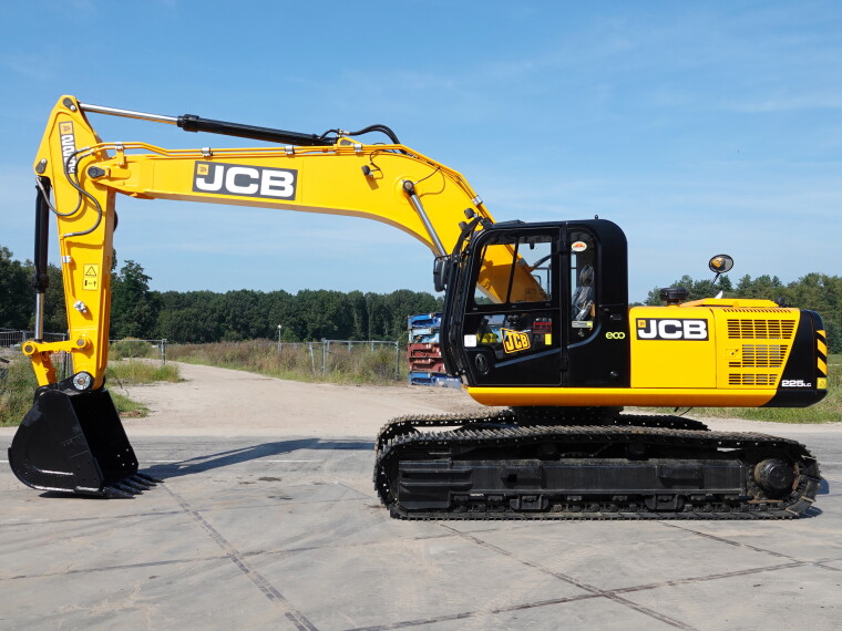 Used heavy machinery JCB 225LC  Excavator pe șenile